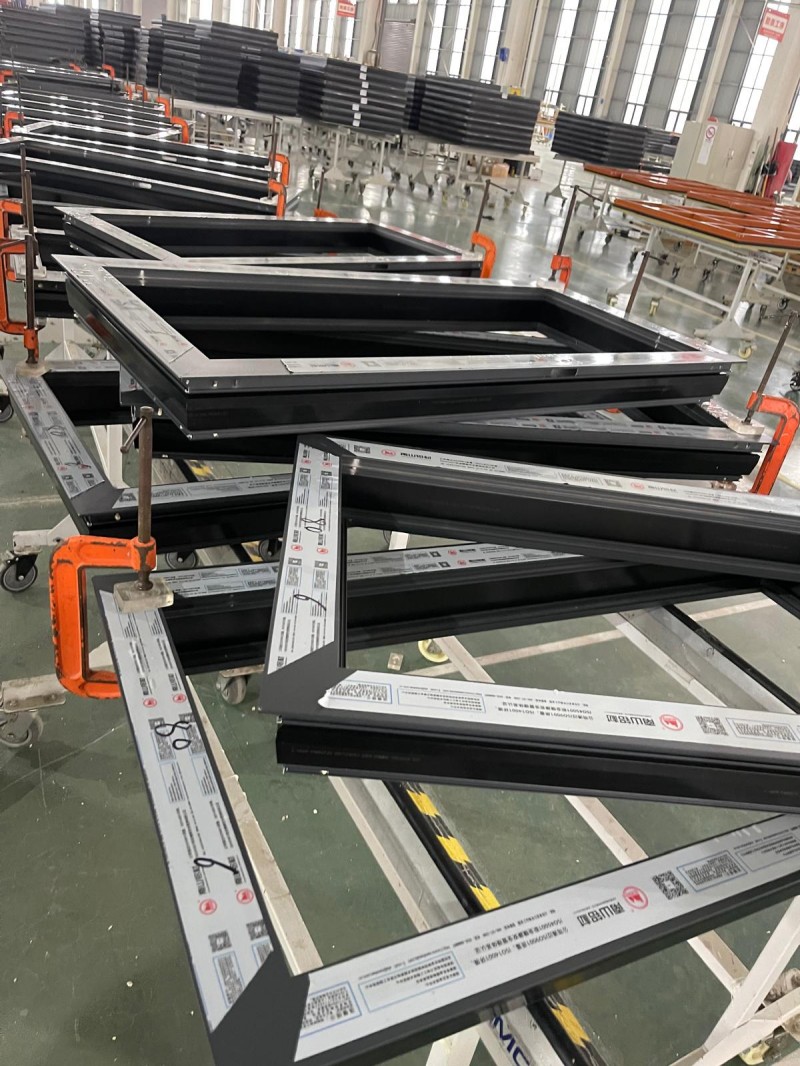 Aluminium windows profiles